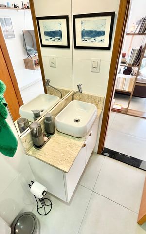 Apartamento à venda com 86m², 2 quartos e 1 vaga Apartamento à venda com 86m², 2 quartos e 1 vagaBanheiro