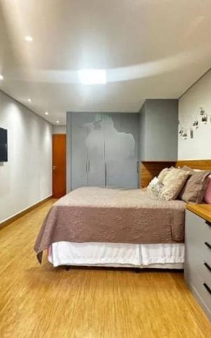 Casa à venda com 190m², 4 quartos e 3 vagas