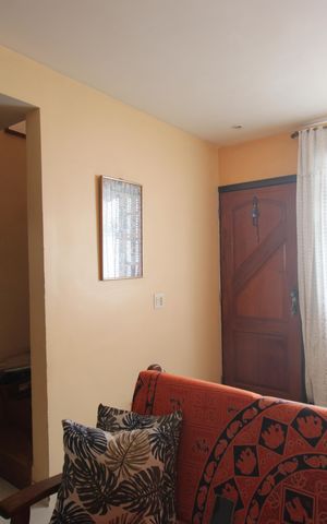 Casa de condomínio à venda com 61m², 2 quartos e 1 vagaSala