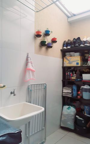 Casa de condomínio à venda com 78m², 2 quartos e 2 vagas Casa de condomínio à venda com 78m², 2 quartos e 2 vagasÁrea de serviço