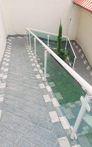 Casa de condomínio à venda com 78m², 2 quartos e 2 vagas Casa de condomínio à venda com 78m², 2 quartos e 2 vagasÁrea externa