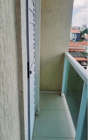 Casa de condomínio à venda com 78m², 2 quartos e 2 vagas Casa de condomínio à venda com 78m², 2 quartos e 2 vagasVaranda