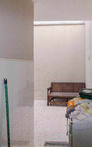 Casa à venda com 220m², 3 quartos e 2 vagasÁrea de Serviço
