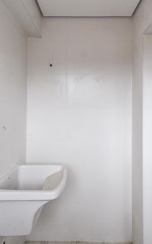 Apartamento à venda com 155m², 4 quartos e 3 vagas Apartamento à venda com 155m², 4 quartos e 3 vagasÁrea de Serviço
