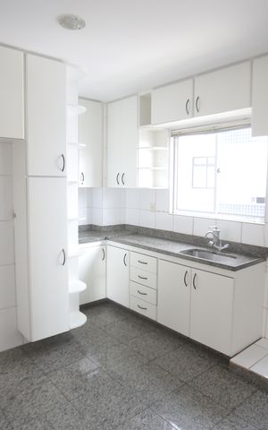 Apartamento para alugar com 95m², 3 quartos e 2 vagasCozinha