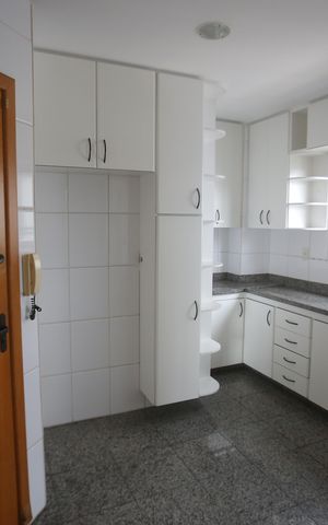 Apartamento para alugar com 95m², 3 quartos e 2 vagasCozinha