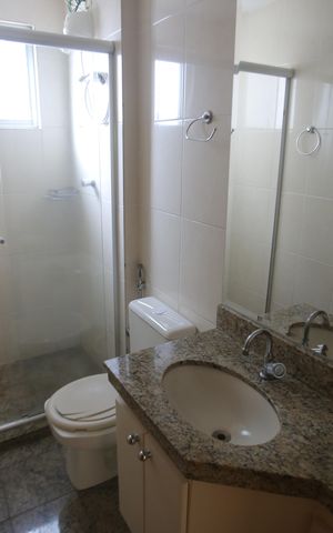 Apartamento para alugar com 95m², 3 quartos e 2 vagasBanheiro