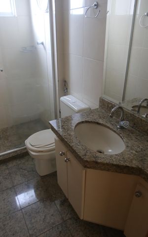 Apartamento para alugar com 95m², 3 quartos e 2 vagasBanheiro