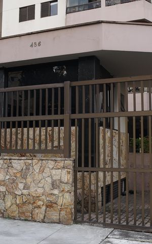 Apartamento à venda com 86m², 3 quartos e 2 vagasFachada