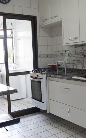 Apartamento à venda com 86m², 3 quartos e 2 vagasCozinha - Armários