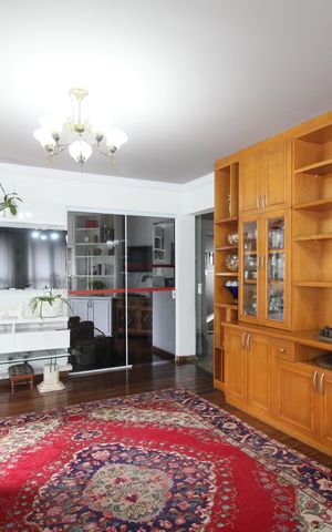 Apartamento para alugar com 162m², 4 quartos e 3 vagasSala