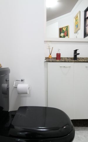 Apartamento para alugar com 162m², 4 quartos e 3 vagasLavabo