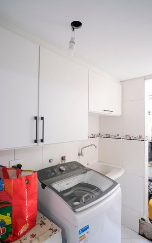 Apartamento à venda com 80m², 2 quartos e 1 vagaÁrea de serviço