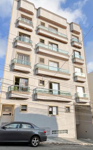 Apartamento à venda com 80m², 2 quartos e 1 vagaFachada + plaquinha