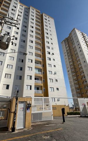 Apartamento à venda com 47m², 2 quartos e 1 vagaFachada e portaria 