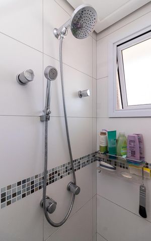 Apartamento à venda com 83m², 3 quartos e 2 vagasBanheiro da Suíte