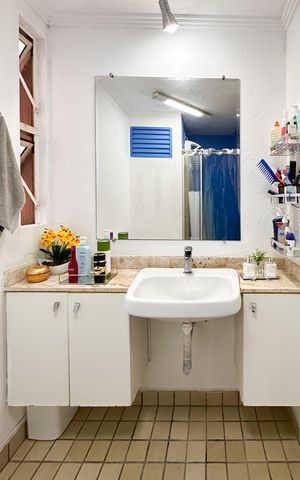 Apartamento à venda com 67m², 3 quartos e 1 vaga Apartamento à venda com 67m², 3 quartos e 1 vagaBanheiro Social