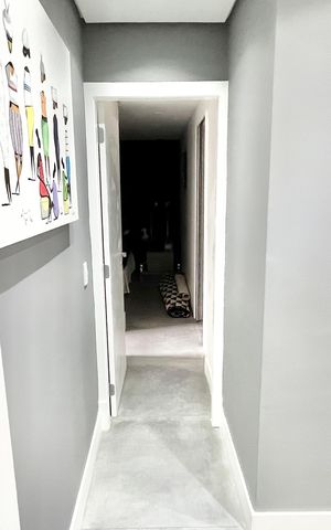 Apartamento à venda com 260m², 3 quartos e 4 vagasCorredor