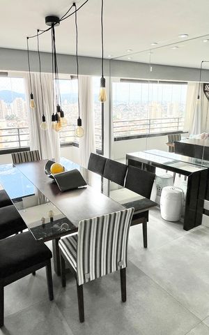 Apartamento à venda com 260m², 3 quartos e 4 vagasSala