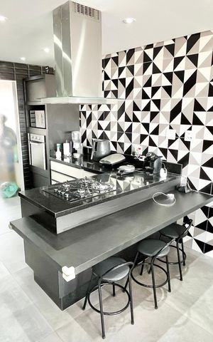Apartamento à venda com 260m², 3 quartos e 4 vagasCozinha
