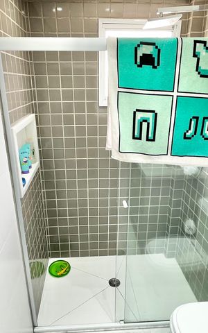 Apartamento à venda com 260m², 3 quartos e 4 vagasBanheiro da Suíte 1