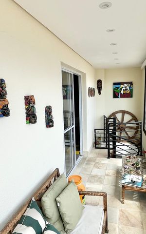 Apartamento à venda com 260m², 3 quartos e 4 vagasVaranda