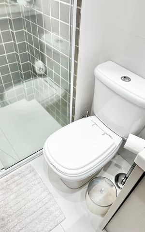 Apartamento à venda com 260m², 3 quartos e 4 vagasBanheiro da Suíte 1