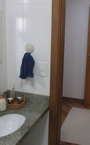 Apartamento à venda com 130m², 3 quartos e 2 vagasBanheiro social