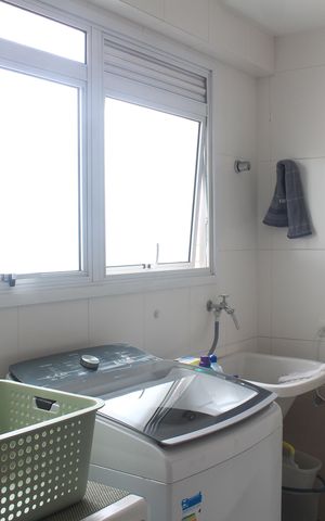 Apartamento à venda com 130m², 3 quartos e 2 vagasÁrea de Serviço