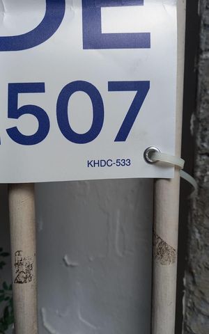 Casa à venda com 110m², 2 quartos e sem vaga Casa à venda com 110m², 2 quartos e sem vagaPlaquinha