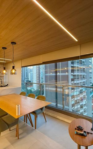 Apartamento à venda com 125m², 3 quartos e 2 vagas Apartamento à venda com 125m², 3 quartos e 2 vagasVaranda da Sala