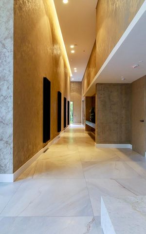 Apartamento à venda com 125m², 3 quartos e 2 vagas Apartamento à venda com 125m², 3 quartos e 2 vagasHall Apartamento