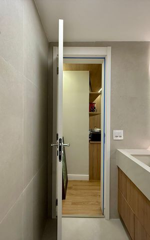 Apartamento à venda com 125m², 3 quartos e 2 vagas Apartamento à venda com 125m², 3 quartos e 2 vagasBanheiro Suíte 1