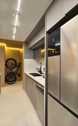 Apartamento à venda com 125m², 3 quartos e 2 vagas Apartamento à venda com 125m², 3 quartos e 2 vagasCozinha