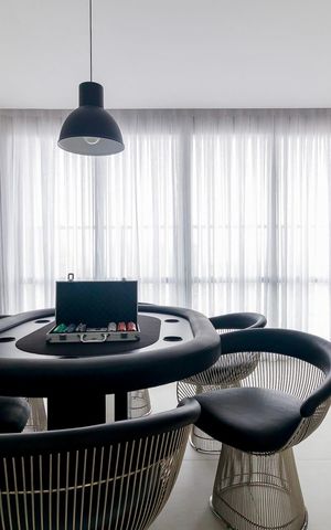 Apartamento à venda com 125m², 3 quartos e 2 vagas Apartamento à venda com 125m², 3 quartos e 2 vagasÁrea comum