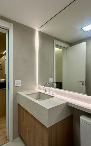Apartamento à venda com 125m², 3 quartos e 2 vagas Apartamento à venda com 125m², 3 quartos e 2 vagasBanheiro Suíte 1