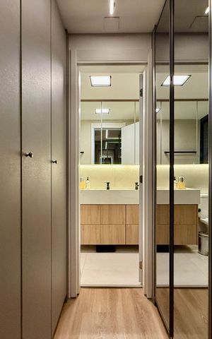 Apartamento à venda com 125m², 3 quartos e 2 vagas Apartamento à venda com 125m², 3 quartos e 2 vagasCloset Suíte 2