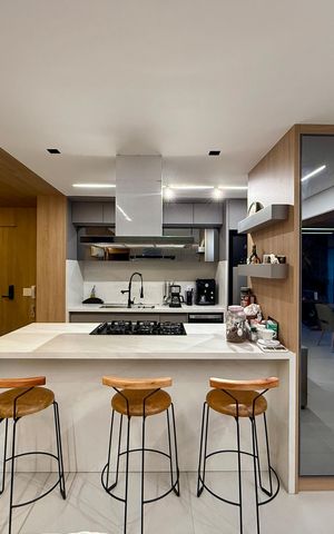 Apartamento à venda com 125m², 3 quartos e 2 vagas Apartamento à venda com 125m², 3 quartos e 2 vagasCozinha