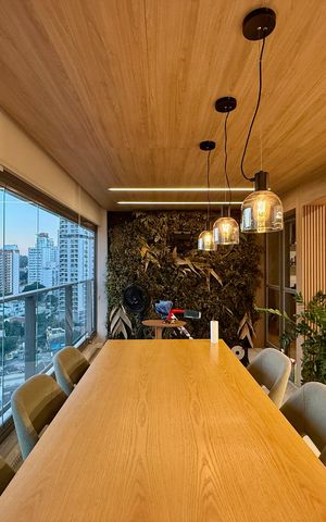 Apartamento à venda com 125m², 3 quartos e 2 vagas Apartamento à venda com 125m², 3 quartos e 2 vagasVaranda da Sala