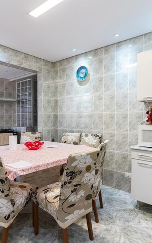 Casa à venda com 150m², 3 quartos e 2 vagasCozinha e Sala de Jantar