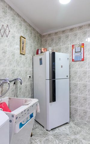 Casa à venda com 150m², 3 quartos e 2 vagasÁrea de Serviço