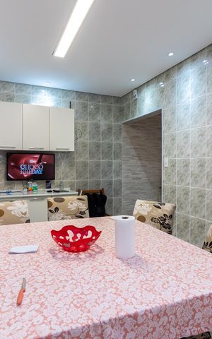 Casa à venda com 150m², 3 quartos e 2 vagasCozinha e Sala de Jantar