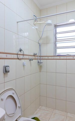 Casa à venda com 150m², 3 quartos e 2 vagasBanheiro 2