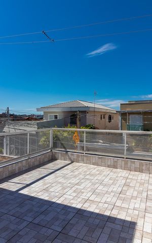 Casa à venda com 150m², 3 quartos e 2 vagasVaranda 