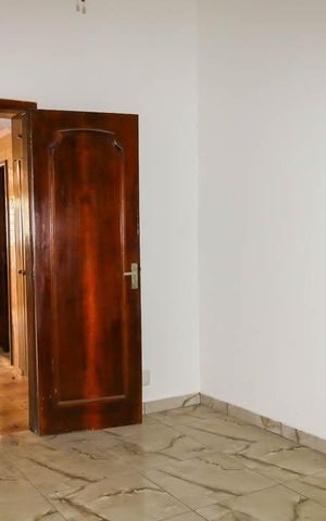 Casa à venda com 112m², 2 quartos e 1 vaga Casa à venda com 112m², 2 quartos e 1 vagaSala