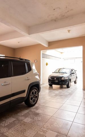 Casa à venda com 420m², 2 quartos e 5 vagasGaragem