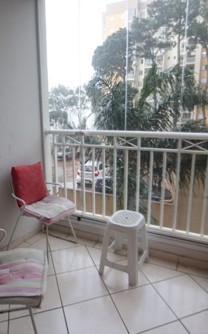 Apartamento à venda com 75m², 3 quartos e 1 vagaVaranda