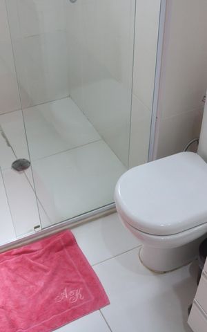 Apartamento à venda com 283m², 4 quartos e 3 vagasBanheiro 4