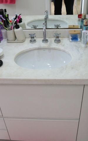 Apartamento à venda com 283m², 4 quartos e 3 vagasBanheiro 4