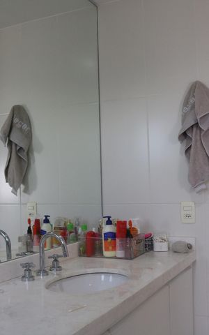 Apartamento à venda com 283m², 4 quartos e 3 vagasBanheiro 3